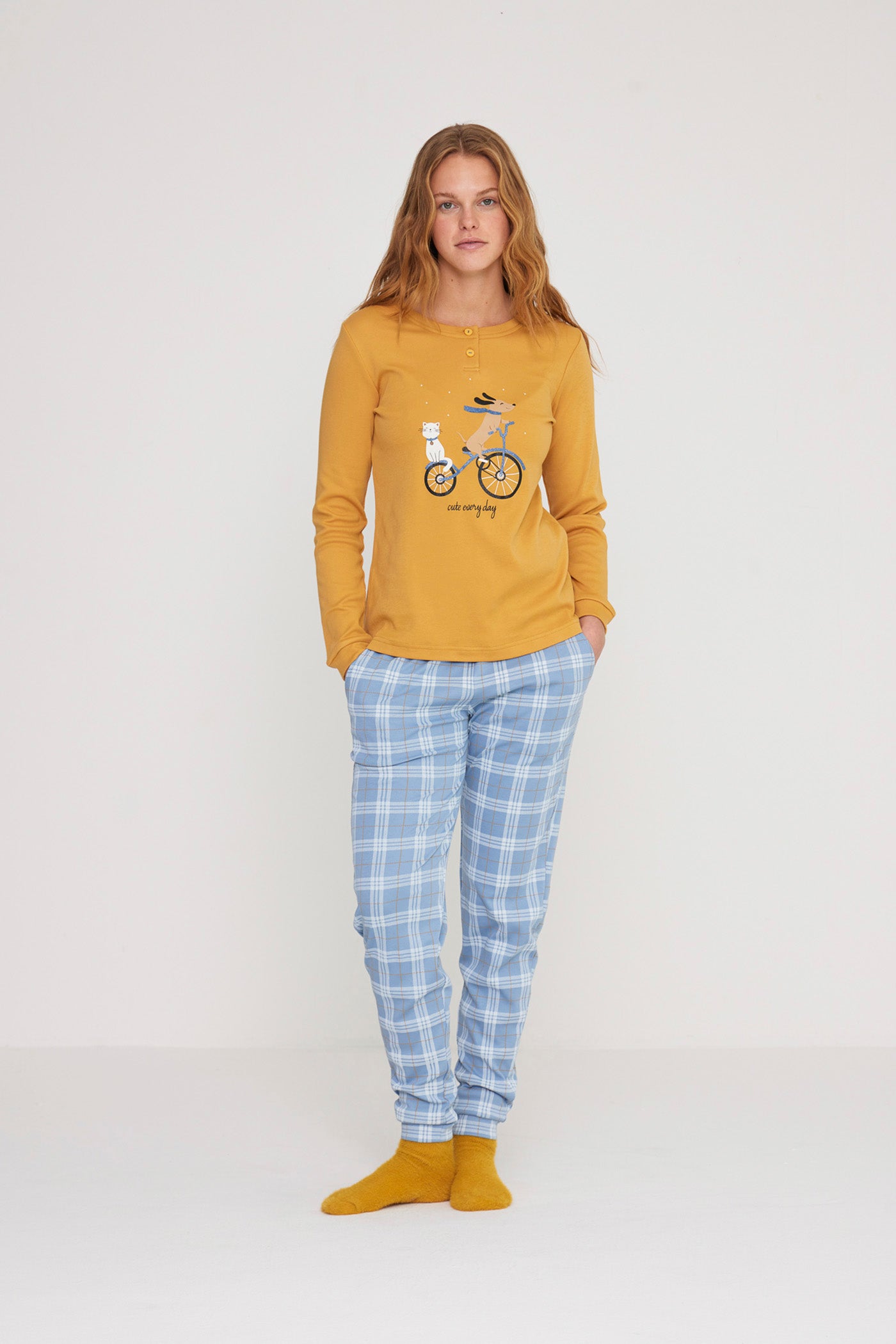 Pigiama donna lungo family yuppie art. FA8779 - Noidinotte