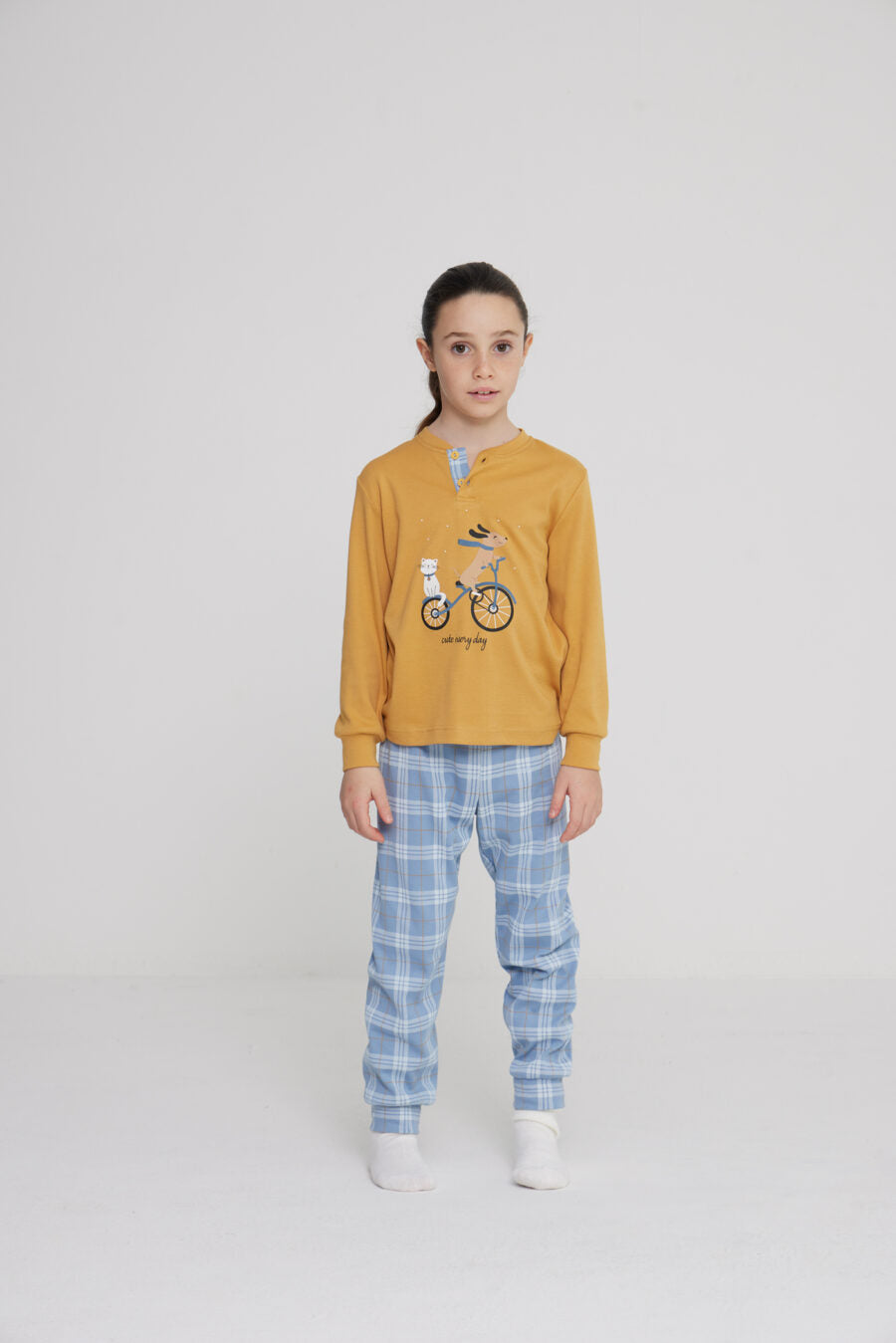 Pigiama bambina/o lungo family yuppie art. FE2422 - Noidinotte