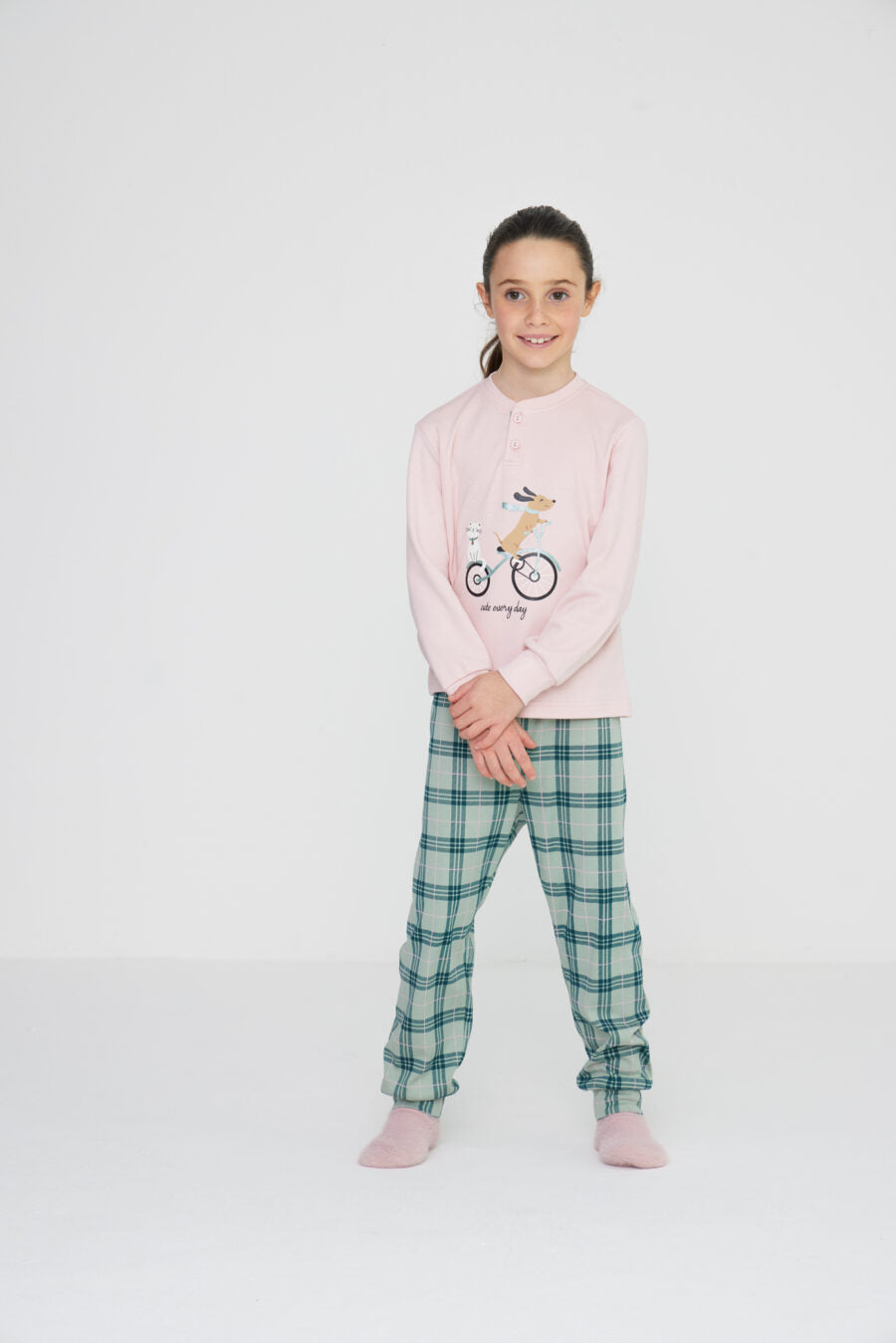 Pigiama bambina/o lungo family yuppie art. FE2422 - Noidinotte