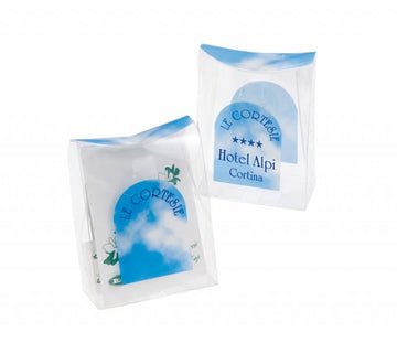 Kit cortesia bagno per igiene personale in sacchetto con 1 shower doccia, 1 shower shampoo, 1 saponetta, 1 cuffia - art. leone acanto